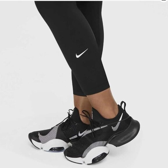 NIKE One Women's Mid-Rise Cropped Leggings - Picture 6 of 15